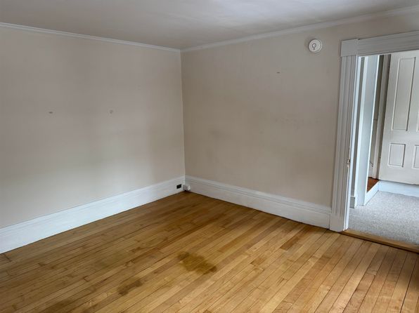 manchester-new-hampshire-74274083 picture