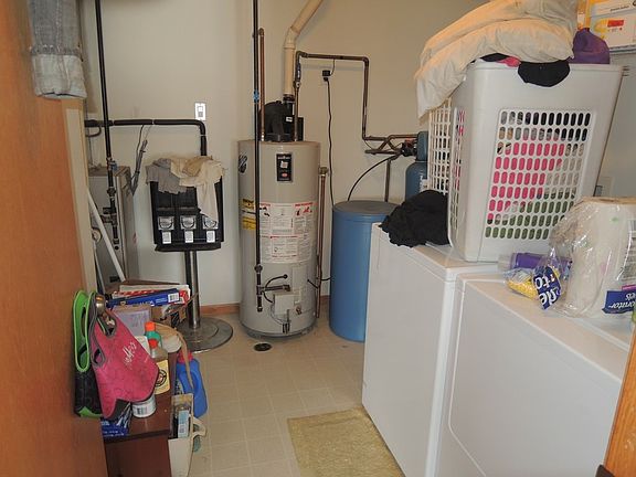 4th image of 2936 Kentville Dr