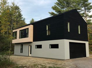 1 Cairn Hill Rd, Bowdoinham, ME 04008