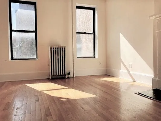 Rented by City Connections Realty | media 12