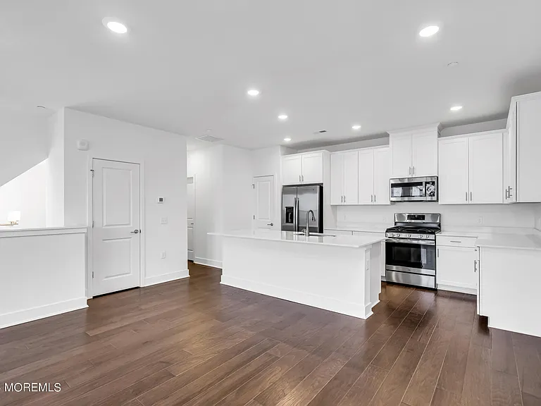 217 Aaron Truehart Way — Photo 17