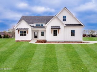 200 Brookside St, Bardstown, KY 40004