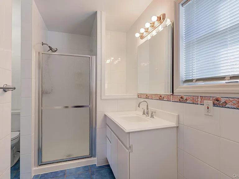 74 Mulberry Ave — Photo 15