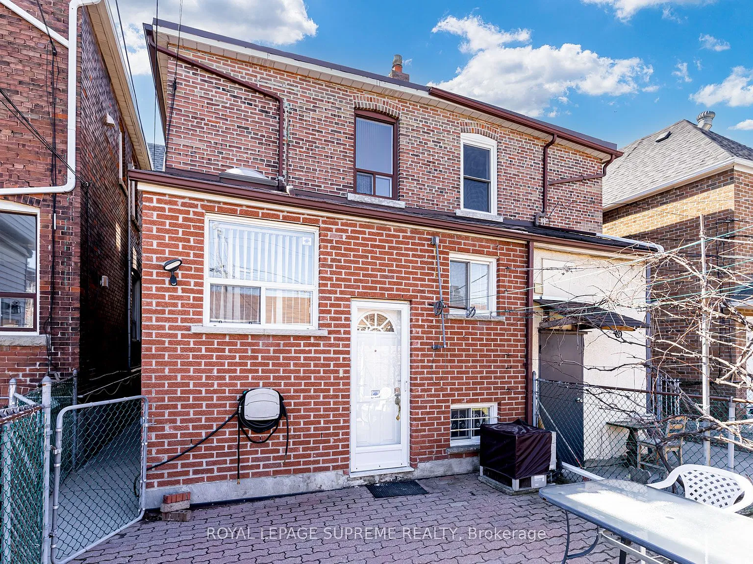 2 bed, $3,200 — Photo 2