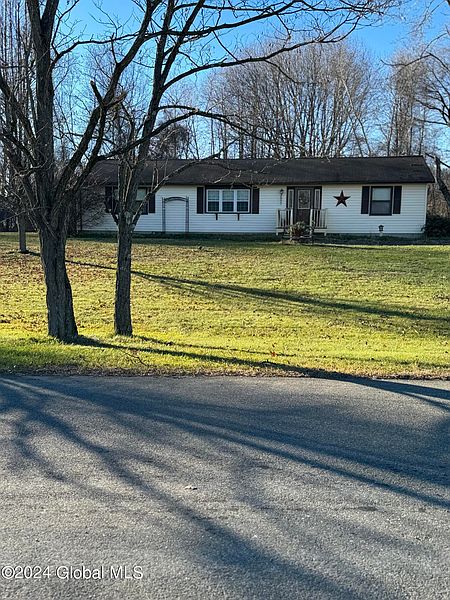 2nd image of 80 Sunset Drive