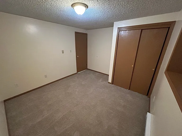 9215 Niemel Dr #4 — Photo 2