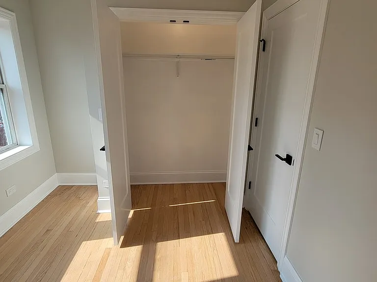 6416 N Richmond St #1B — Photo 17