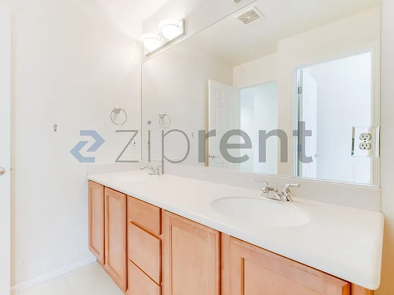22531 NE Cascara Cir — Photo 23
