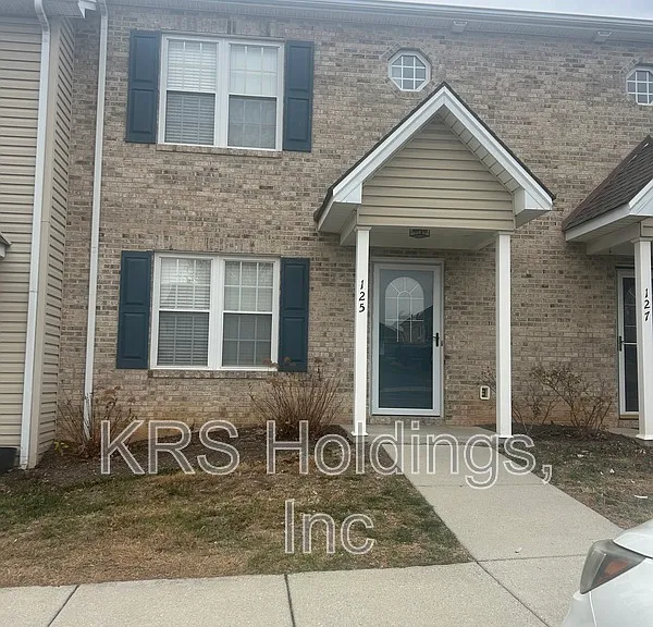 125 Joyce Dr — Photo 1