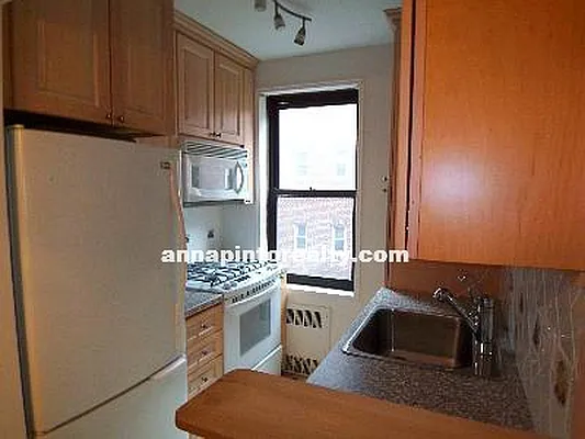Sold by Anna Pinto Realty | media 16