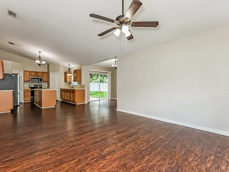 436 Fish Hawk Dr — Photo 4