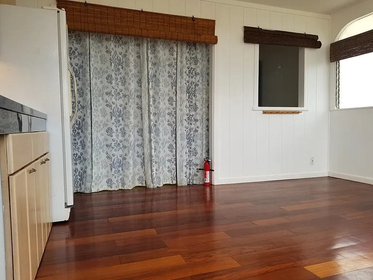 Curtain between dining room and main living area