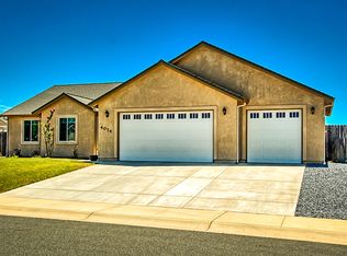 4074 Pembroke Ln, Shasta Lake, CA 96019