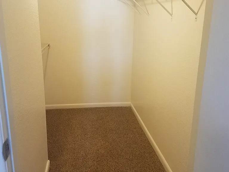 Quincy Ridge Apartments — Photo 45