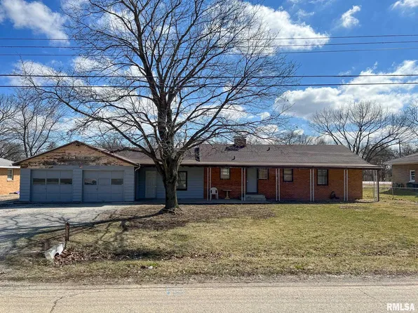 15220 N Vonachen Dr, Chillicothe, IL 61523