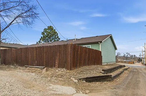 2525 Broadway St #A Photo 1