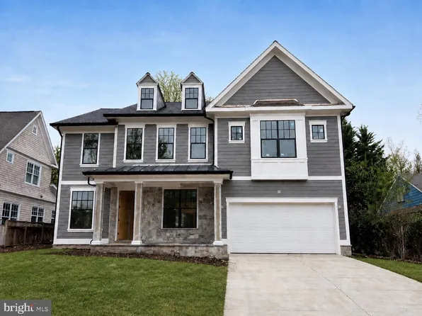4807 Derussey Pkwy, Chevy Chase, MD 20815