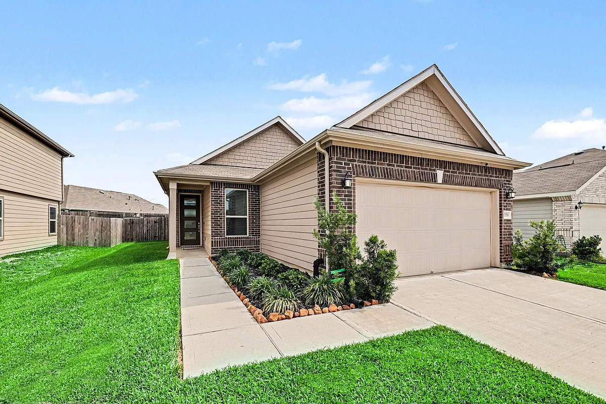 Building Photo - 41530 Stampede Stream Dr