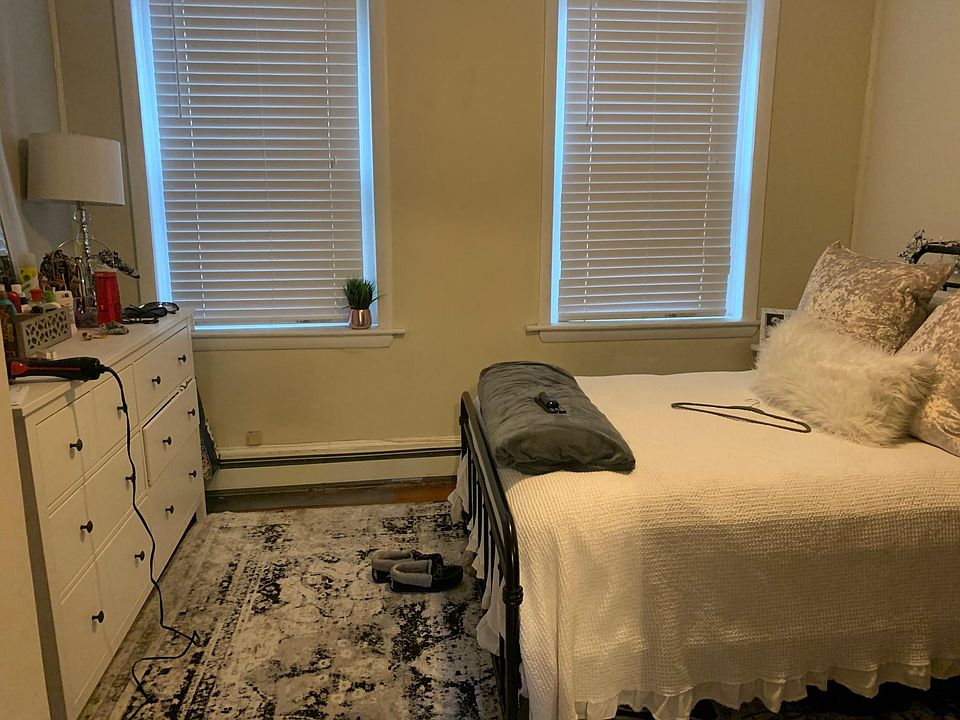 1st image of 25 Tileston St APT 2