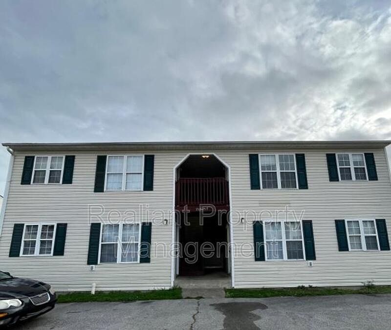 1st image of 155 Grinder Ct