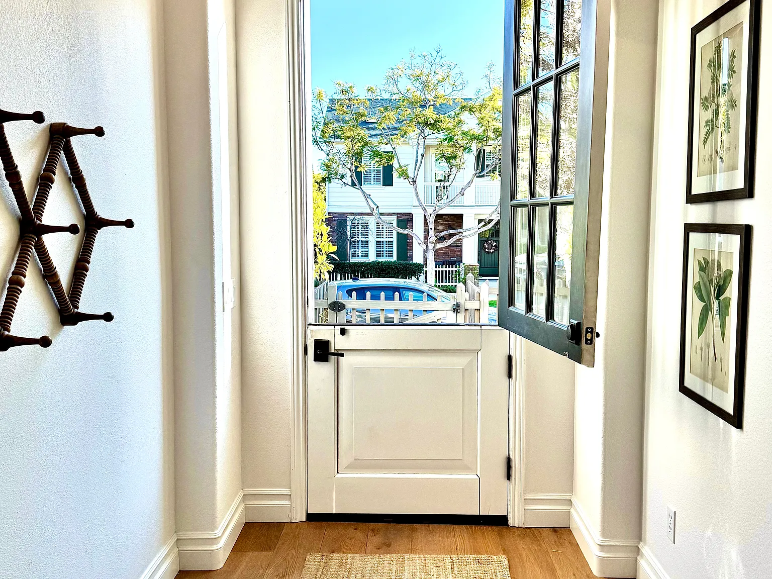 4 bed, 3.5 bath, 2693 sqft, $7,495 — Photo 2