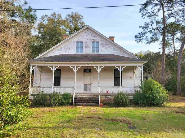 7009 Overman St, Bagdad, FL 32583