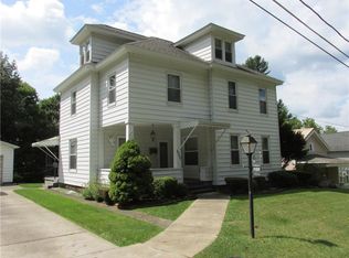 520 Grand St, Corry, PA 16407
