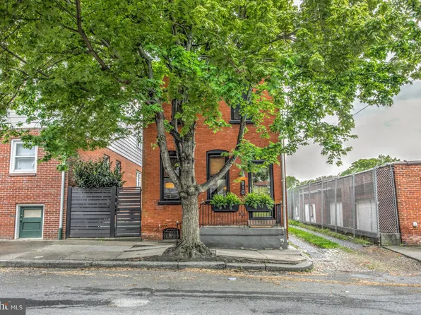 810 1st St, Lancaster, PA 17603