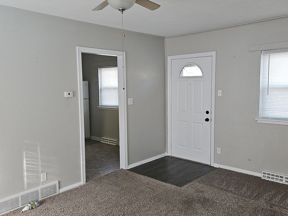 1st image of 117 W Graham Ave