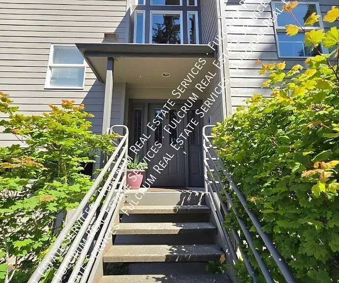5911 200th St SW #102 — Photo 1