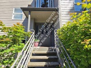 5911 200th St SW APT 102, Lynnwood, WA 98036