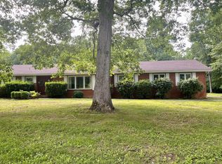 3585 Cosby Hwy, Cosby, TN 37722