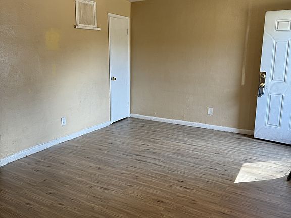 5th image of 1917 Weaver St #11227390