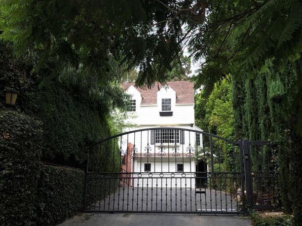 3915 Benedict Canyon Dr