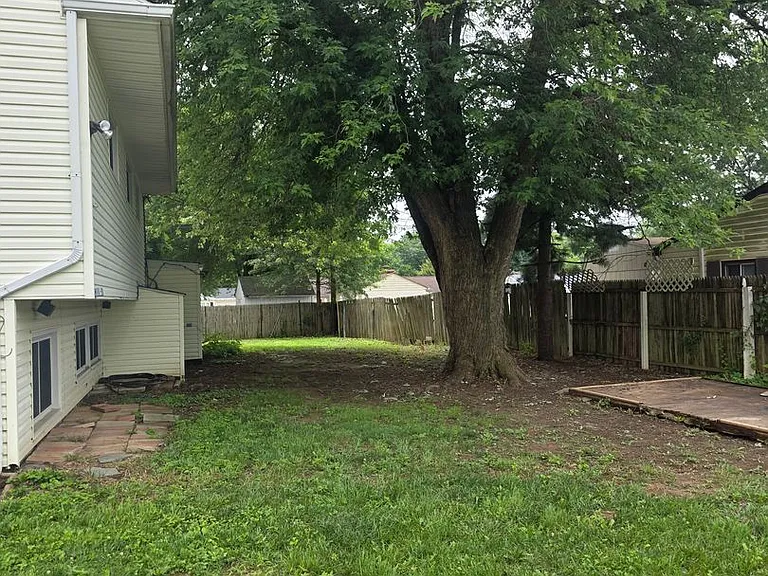 7 Todd Ln — Photo 28