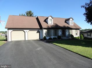 22 Campus Ave, Spring Grove, PA 17362