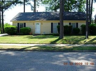 6037 Sherburn Rd, Montgomery, AL 36116