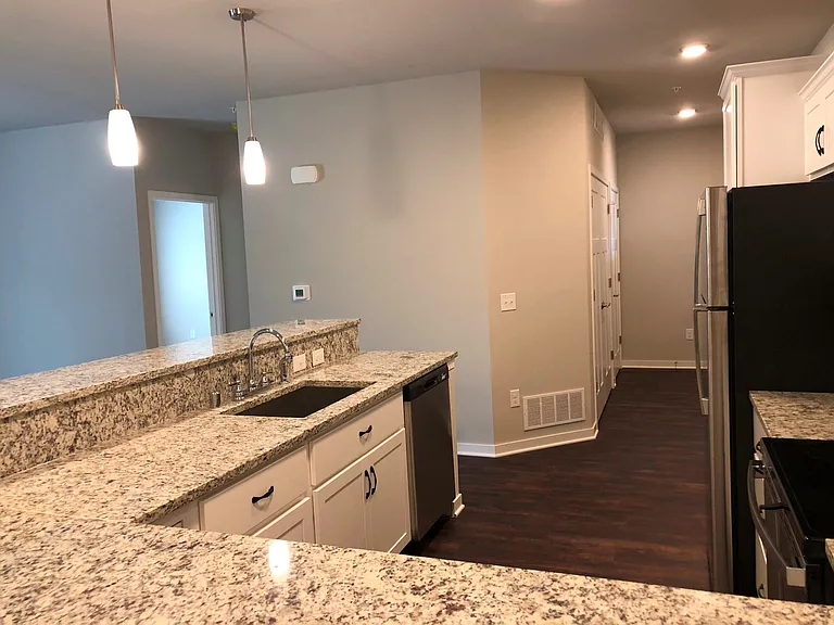 7888 S Scepter Dr — Photo 10