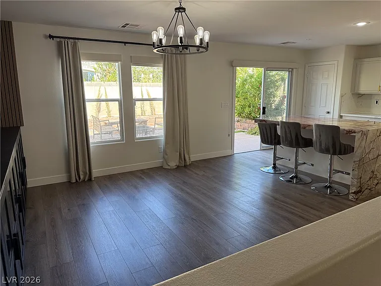 1141 Cathedral Ridge St — Photo 32