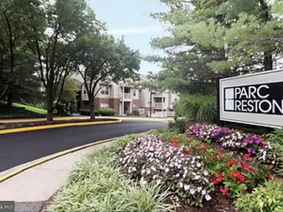2nd image of 1703 Ascot Way Unit D