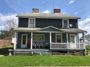 1024 W 1st St, Grindstone, PA 15442