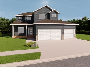 2534 Golden Ln S, Fargo, ND 58104