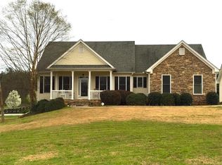 4917 Reed Field Dr, Oakwood, GA 30566