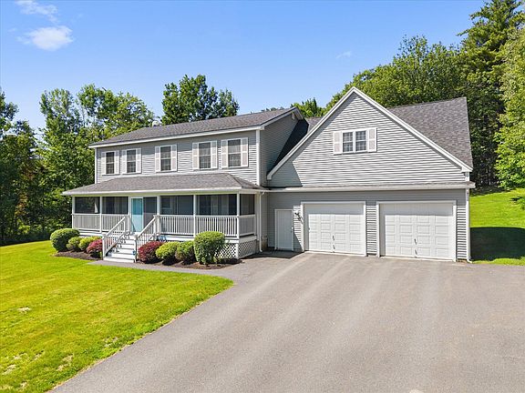2nd image of 21 Rosebud Lane