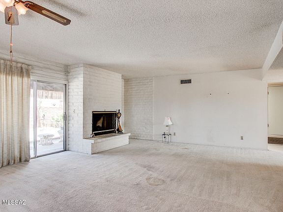 5th image of 160 W Vista Grande Dr