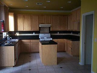 3rd image of 4941 Trouville Ln