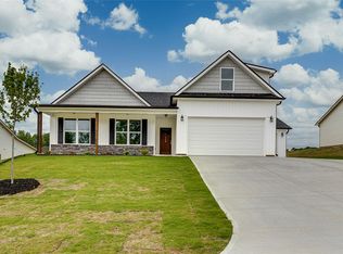 112 Walters Way, Pickens, SC 29671