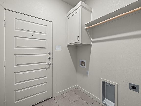 3rd image of 1139 N 7th St