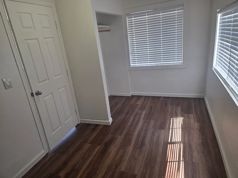 375 Ramona Ave — Photo 5