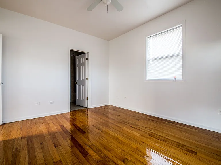 3038 W Flournoy — Photo 9